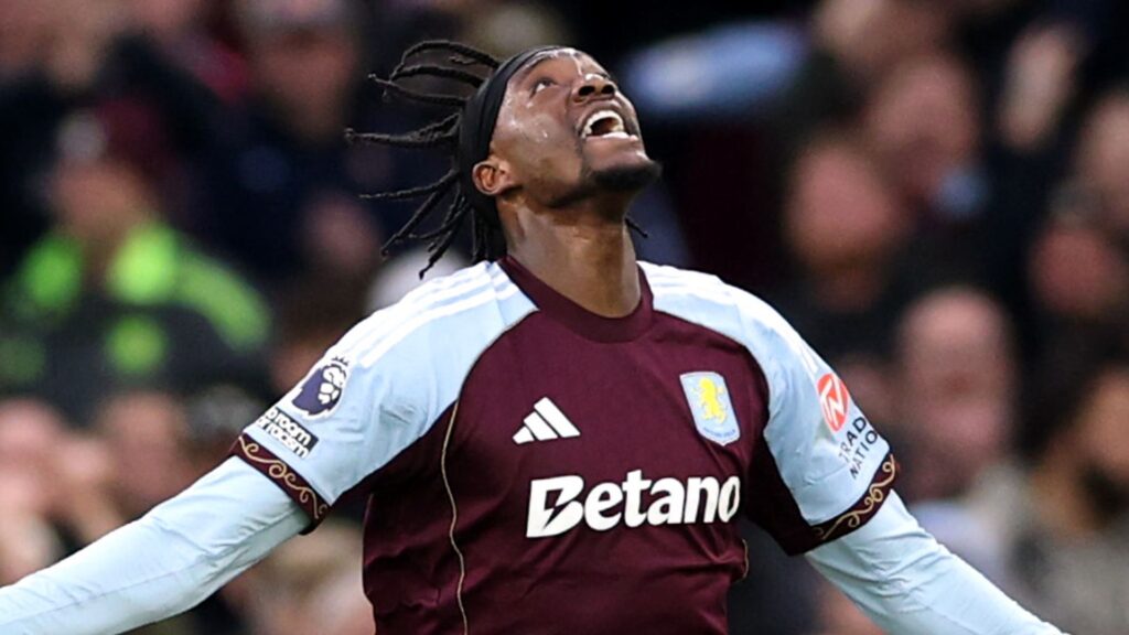 Tammy Abraham celebrating his late equaliser for Aston Villa against Leeds United at Villa Park