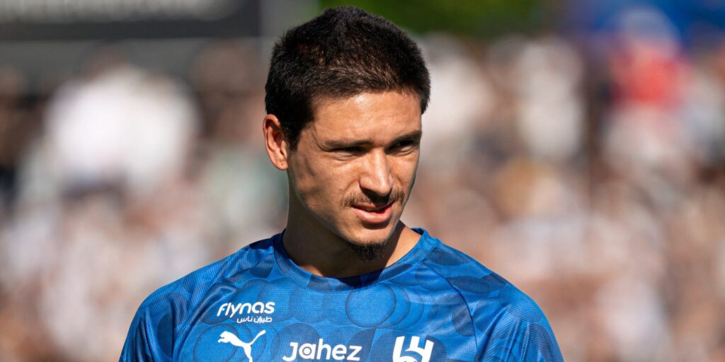 Darwin Nunez looks dejected while wearing the blue Al-Hilal kit during a match in the Saudi Pro League