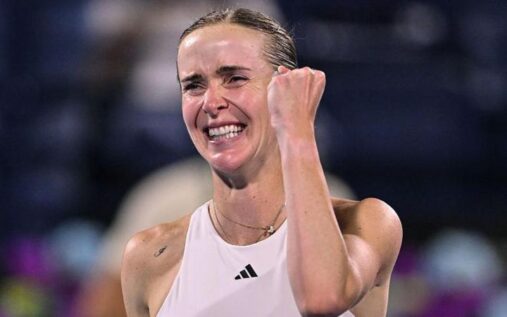 Elina Svitolina celebrating a point on the hard court at the Dubai Tennis Championships