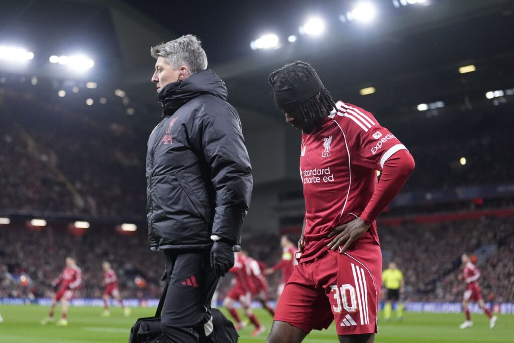 Liverpool defender Jeremie Frimpong taking part in a training session