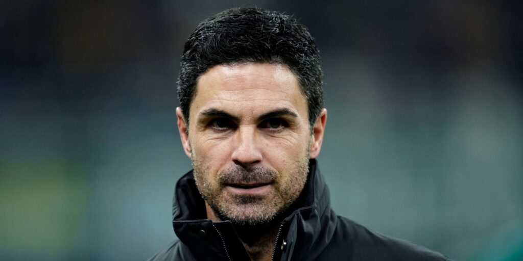 Nico Williams playing for Athletic Bilbao in a red and white striped kit