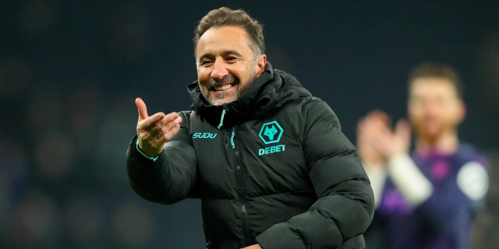 Vitor Pereira gesturing from the touchline during a football match