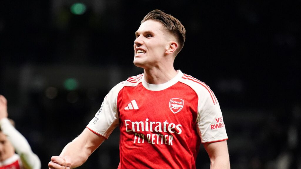 Viktor Gyokeres celebrating a goal for Arsenal against Tottenham Hotspur