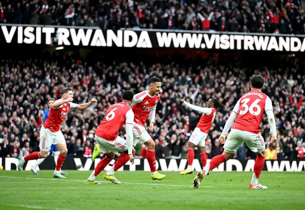 Arsenal manager Mikel Arteta shouting instructions to his players during a tense Premier League match