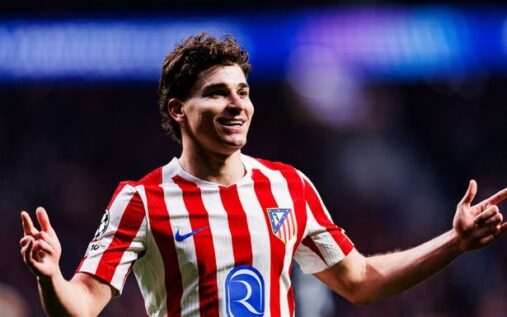 Julian Alvarez playing for Atletico Madrid during a La Liga match