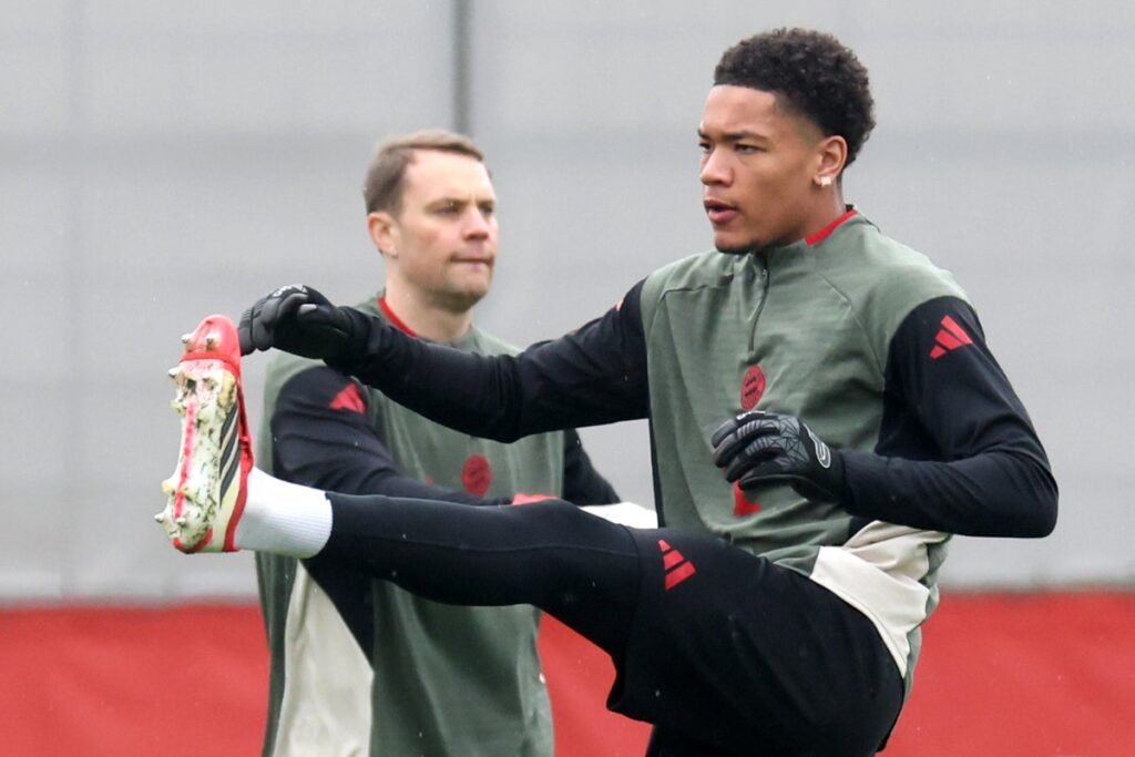 Bayern Munich manager Vincent Kompany speaking to the media at a press conference