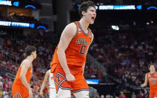 Illinois basketball players celebrate on the court after defeating Houston to reach the NCAA Elite Eight