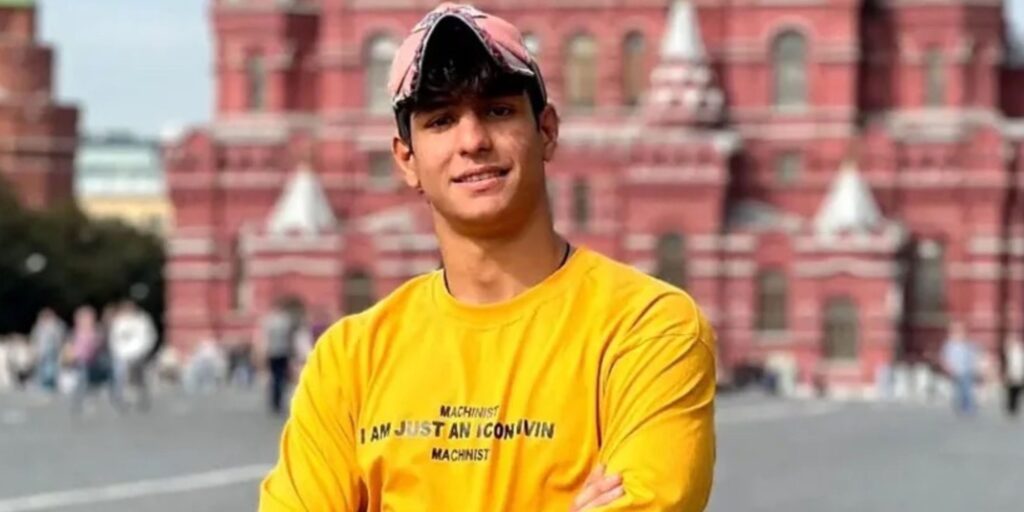 Portrait of Iranian teenage amateur wrestling champion Saleh Mohammadi