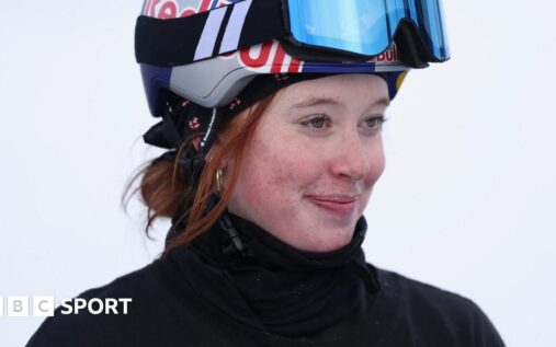 Kirsty Muir celebrating her historic World Cup Crystal Globe victories