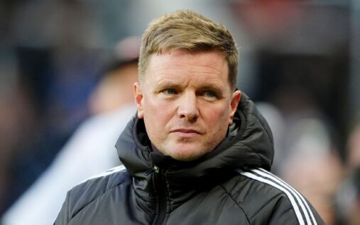 Rodrigo Mora dribbling the ball for FC Porto during a Primeira Liga match