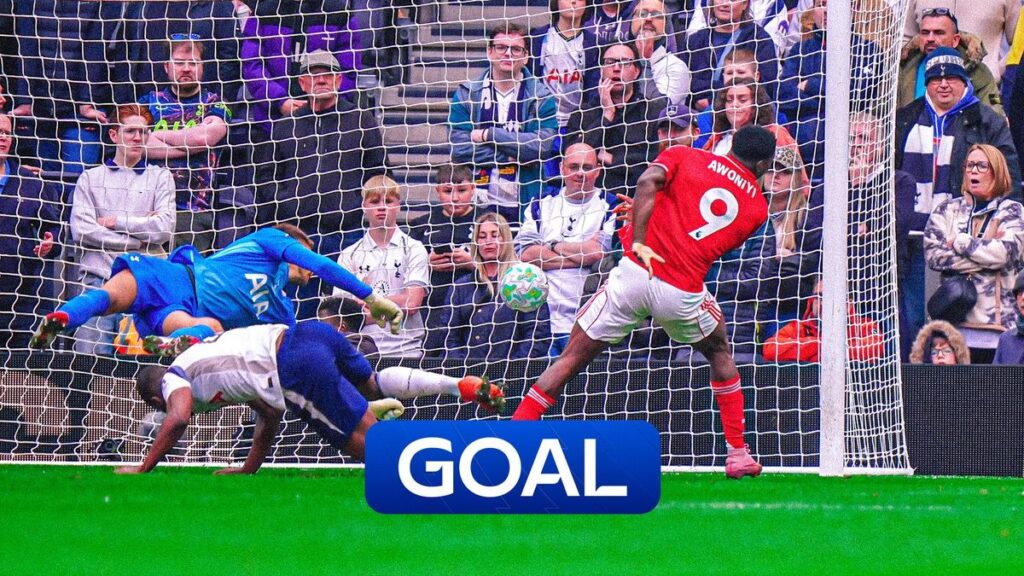 Taiwo Awoniyi celebrating after scoring Nottingham Forest's third goal against Tottenham Hotspur