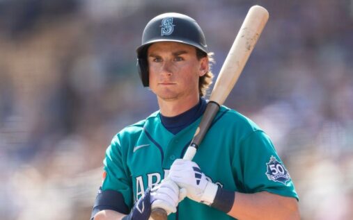 Seattle Mariners prospect Colt Emerson batting during a minor league baseball game