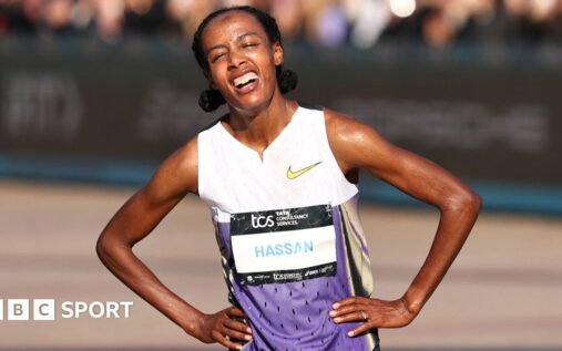Sifan Hassan competing in the women's marathon at the 2024 Paris Olympic Games