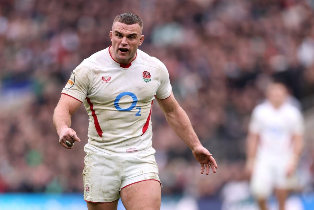 Ben Earl playing for England during the Six Nations