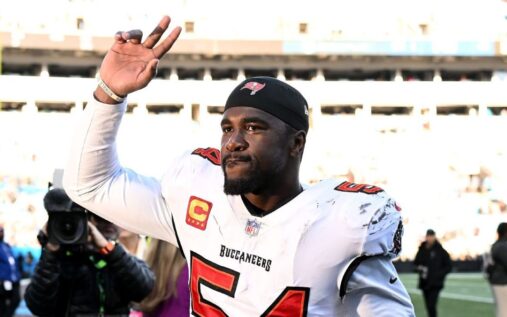Lavonte David in his Tampa Bay Buccaneers uniform gesturing on the field