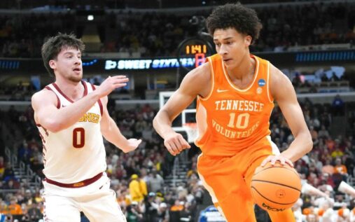 Tennessee forward Jaylen Carey flexing in celebration during the NCAA tournament victory over Iowa State in Chicago