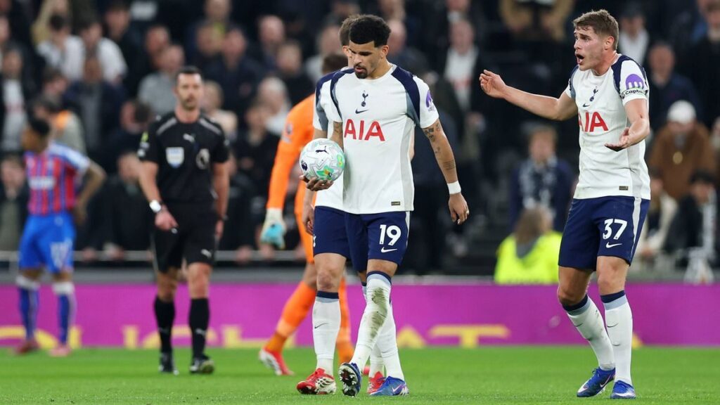 Igor Tudor looking tense on the Tottenham Hotspur touchline during a Premier League match