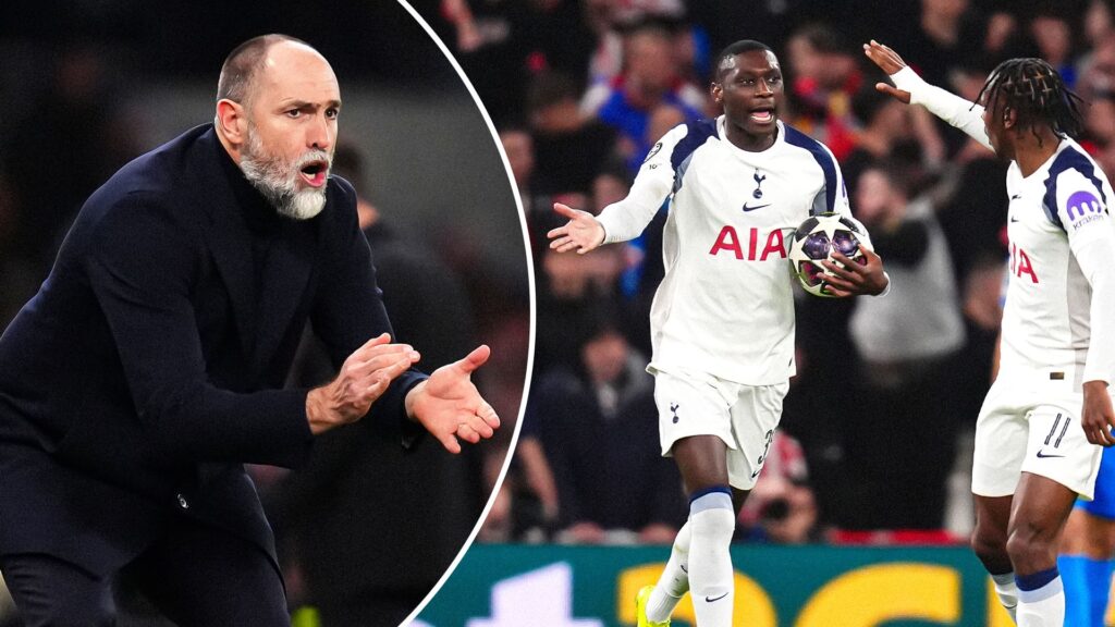 Tottenham Hotspur players looking dejected during a Premier League match
