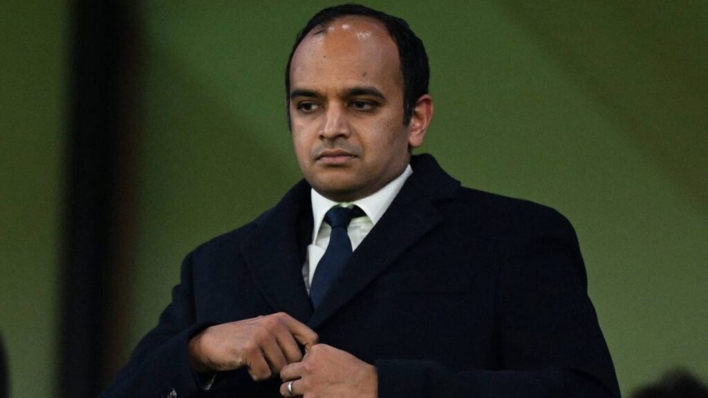 Dougie Freedman looking on from the stands during a football match