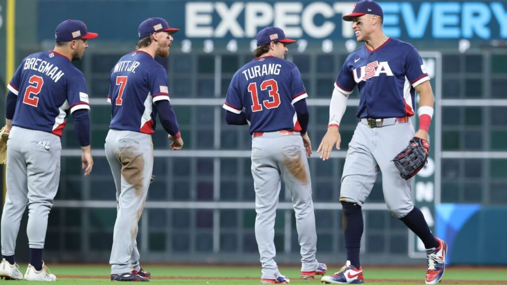 Logan Webb pitching for the United States against Canada in the World Baseball Classic