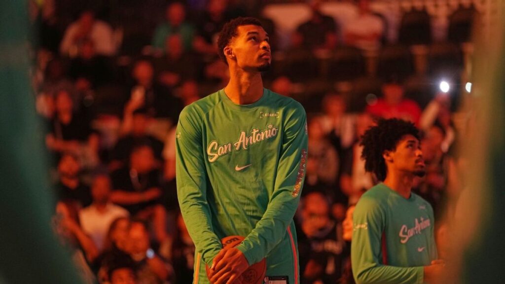 Victor Wembanyama playing basketball for the San Antonio Spurs
