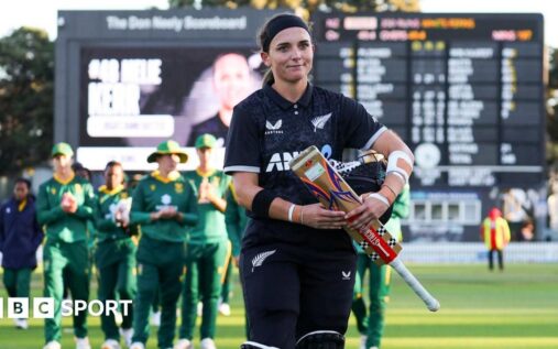 New Zealand all-rounder Amelia Kerr batting during her record-breaking unbeaten 179 against South Africa in Wellington