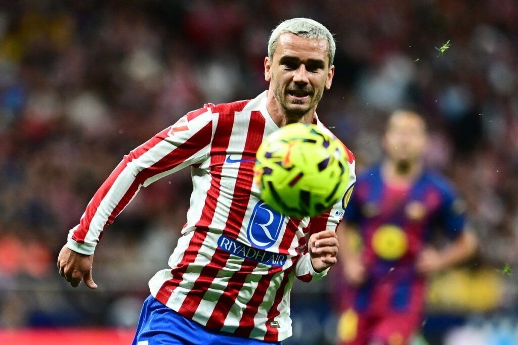 Antoine Griezmann playing for Atletico Madrid in the Champions League