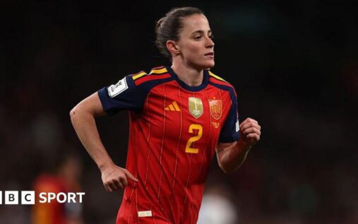 Ona Batlle playing for the Spanish national team in a competitive match