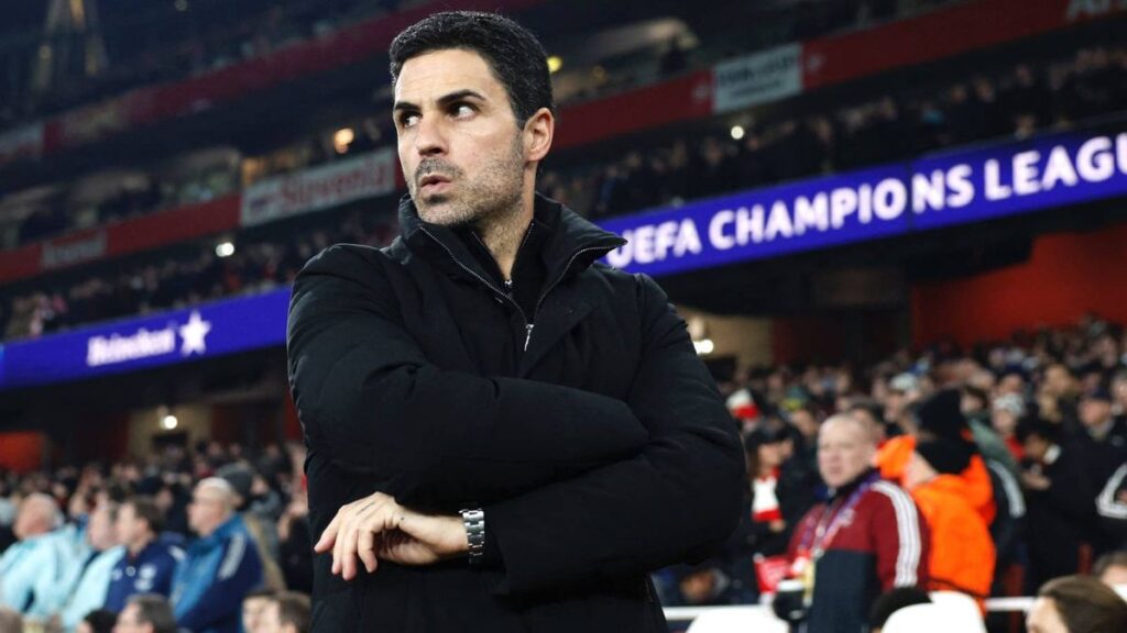 Jurrien Timber playing for Arsenal in a Premier League match