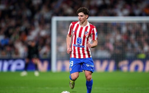 Julian Alvarez playing for Atletico Madrid in a Spanish La Liga fixture