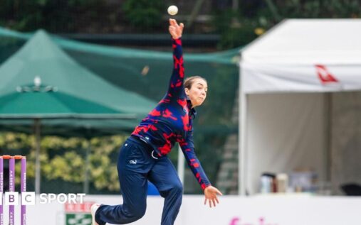 Laura Cardoso bowling for Brazil in a T20 international cricket match