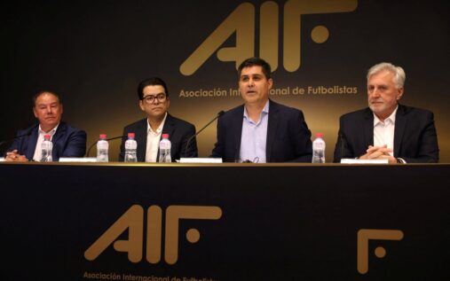 David Aganzo speaking at the launch of the International Association of Footballers in Madrid