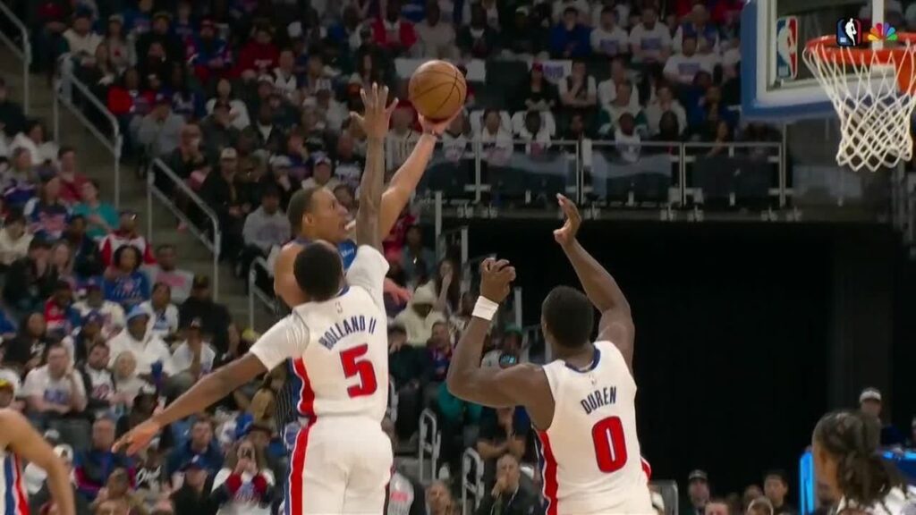 Dejected Detroit Pistons players during their Game 1 NBA play-off loss to the Orlando Magic