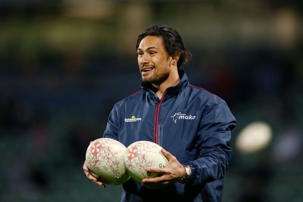 Shane Christie playing rugby for the Highlanders in New Zealand