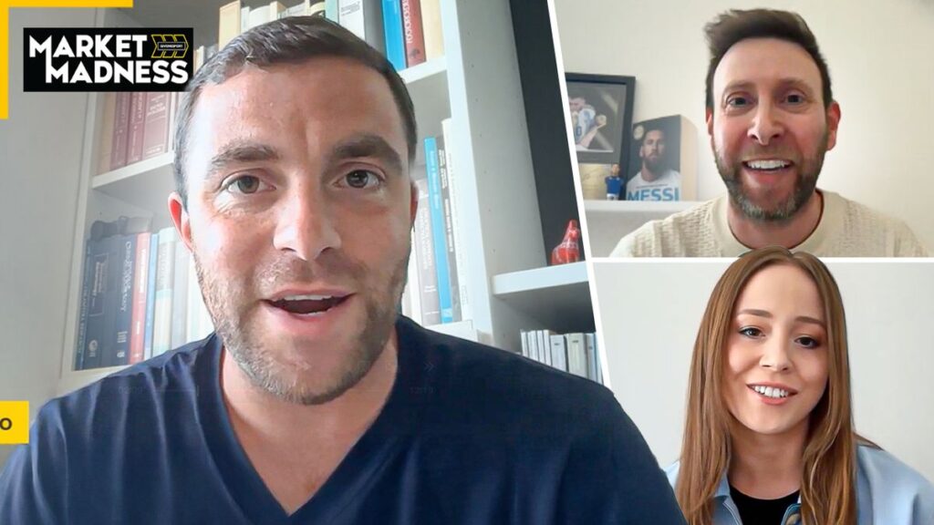 Kobbie Mainoo playing for Manchester United during a Premier League match