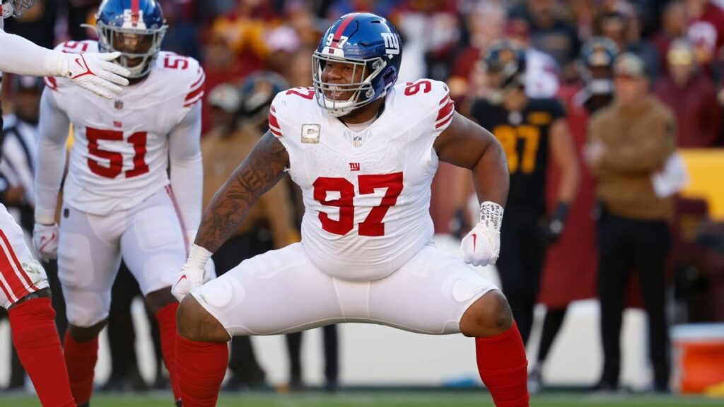 Dexter Lawrence playing for the New York Giants during an NFL match