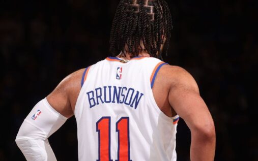 Jalen Brunson dribbles the basketball for the New York Knicks against the Atlanta Hawks