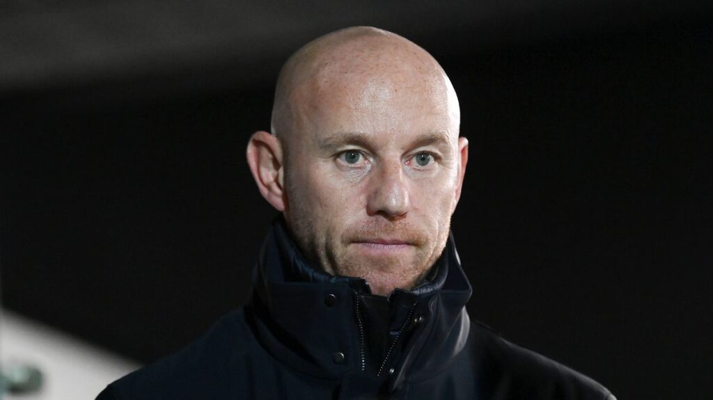 Alejandro Garnacho looking frustrated during a Premier League match for Chelsea