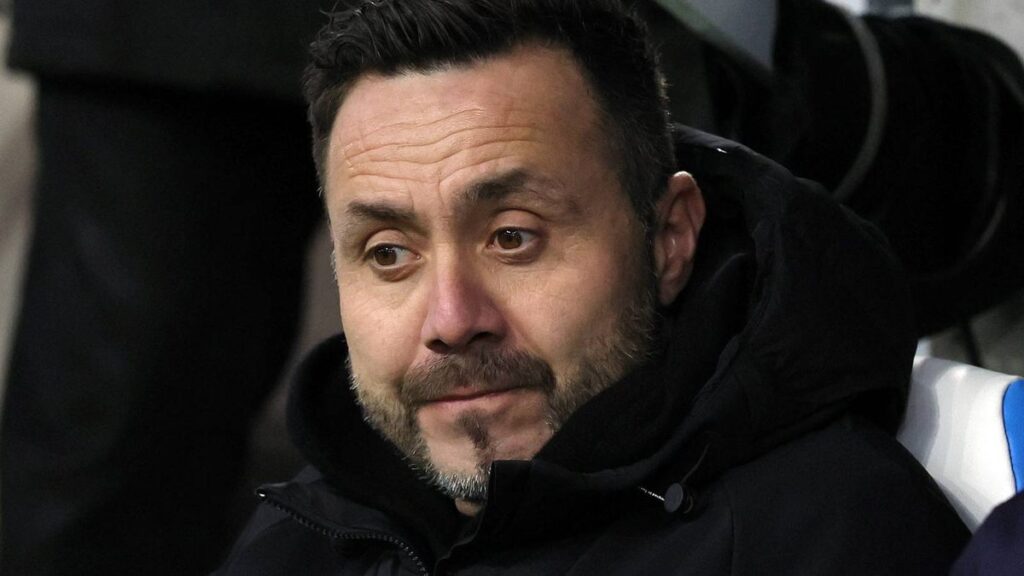 Tottenham Hotspur midfielder Mohammed Kudus looking dejected on the football pitch