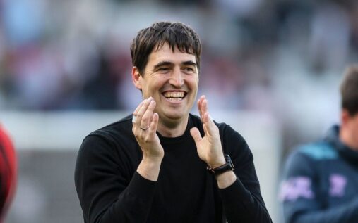 Former Bournemouth manager Andoni Iraola directing his team from the touchline during a Premier League match