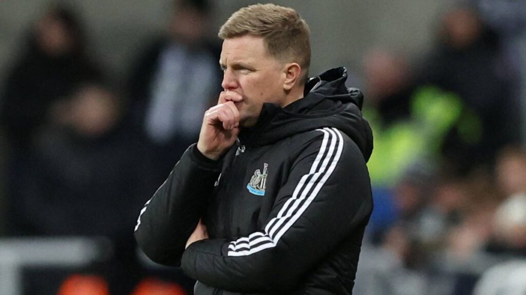Anthony Gordon playing for Newcastle United in the Premier League