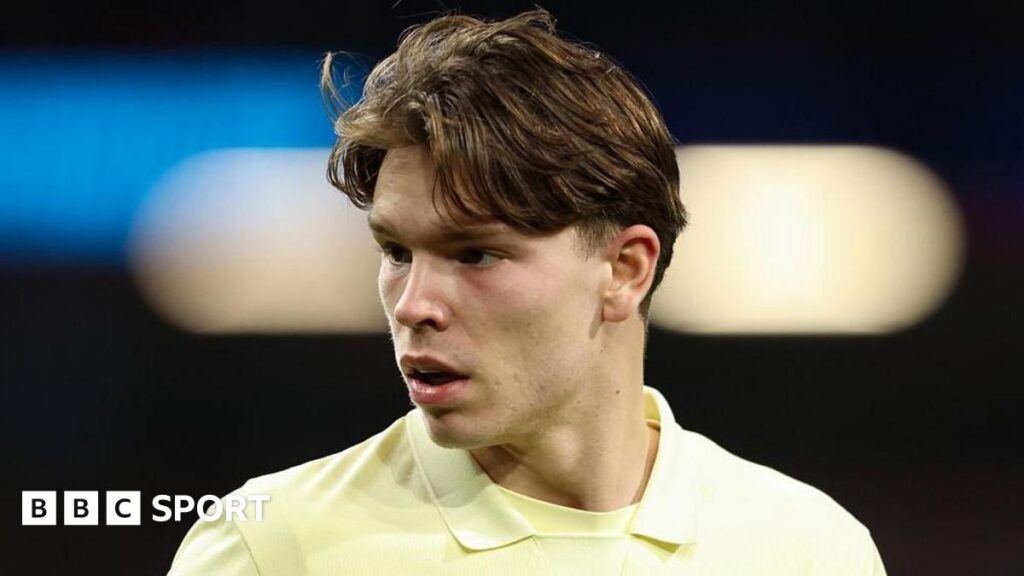 Everton winger Tyler Dibling looking thoughtful on the pitch during a Premier League match