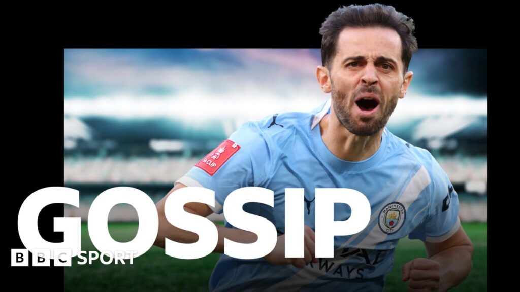 Bernardo Silva dribbling the ball for Manchester City