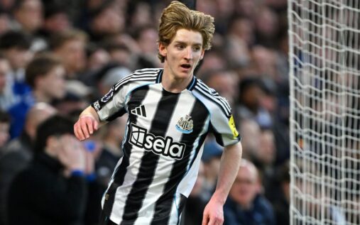 Anthony Gordon of Newcastle United during a Premier League match