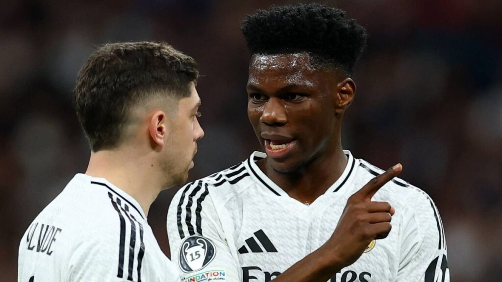 Real Madrid midfielders Federico Valverde and Aurelien Tchouameni