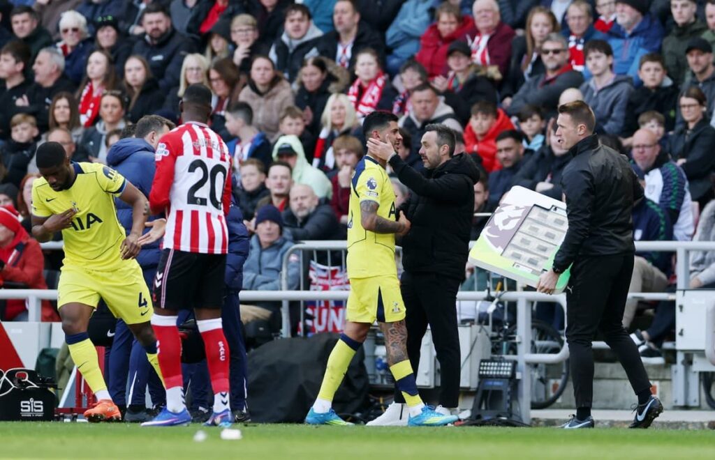 Tottenham Hotspur manager Roberto De Zerbi issuing tactical instructions from the touchline during a match