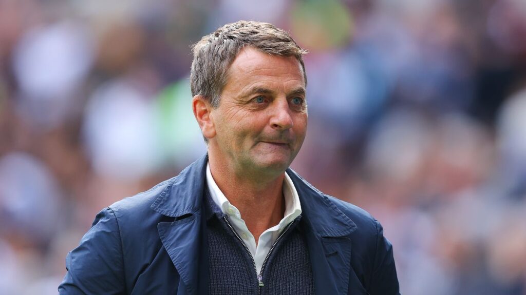 Tim Sherwood looking concerned on the touchline during a Premier League match