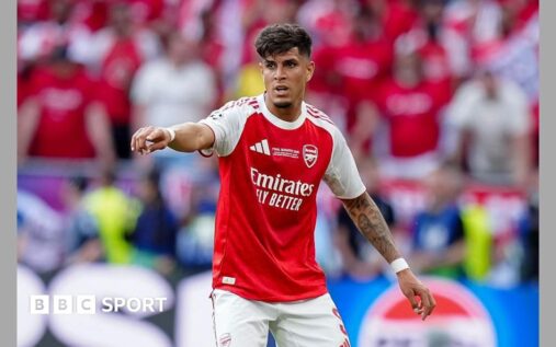 Piero Hincapie playing in defence for Arsenal during a Premier League match