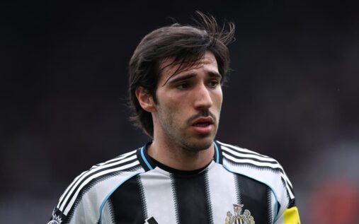 Sandro Tonali playing in central midfield for Newcastle United