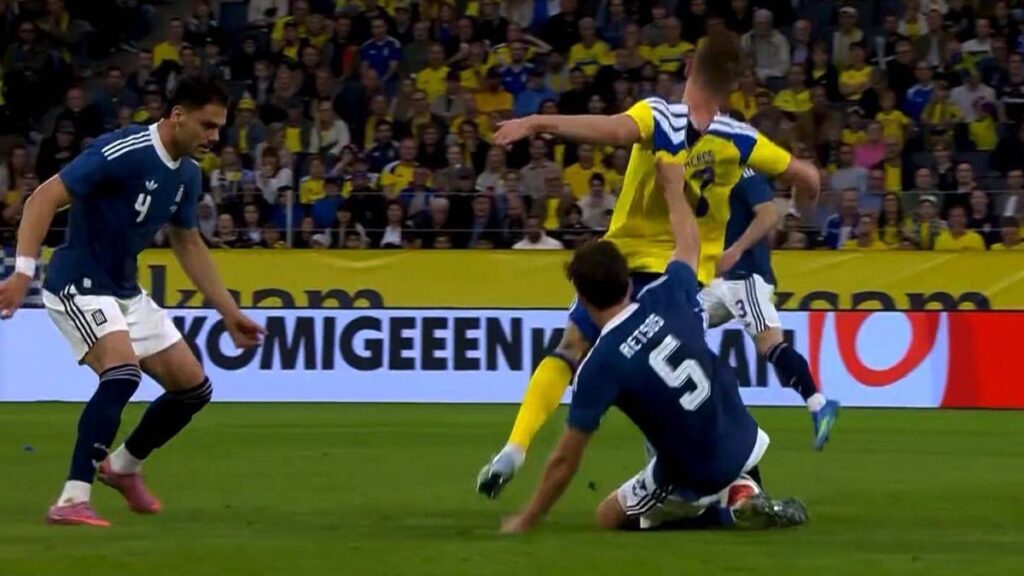 Viktor Gyokeres playing for the Sweden national football team
